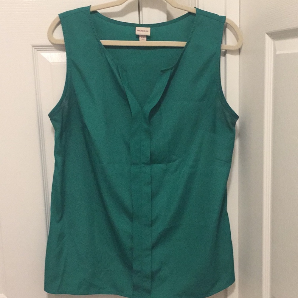 Green blouse